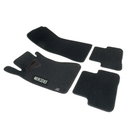 JGO. ALFOMBRAS DIAMOND NEGRA MOD. MERCEDES CLASE C CARR. 203 (05/00-09/03)