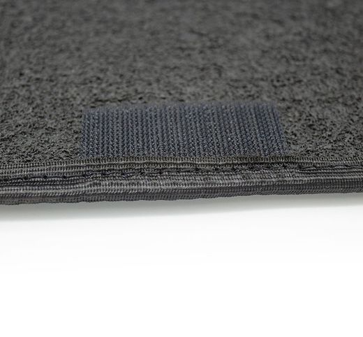 JGO. 4 ALFOMBRAS MOQUETA "PREMIUM" NEGRA TAL. MOQUETA RIBETE NEGRO