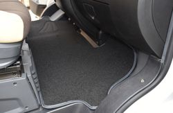 JGO. ALFOMBRAS PREMIUM NEGRA MOD. FIAT DUCATO III 06- PARTE DELANTERA