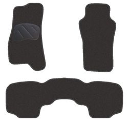 JGO. ALFOMBRAS PREMIUM NEGRA MOD.  NISSAN PATROL GR CORTO - LARGO (8/87-