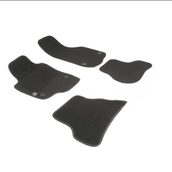 JGO. ALFOMBRAS PREMIUM NEGRA MOD.  SEAT LEON (05-) con fijación específica botón