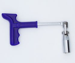 LLAVE DE BUJIAS ARTICULADA 16 MM